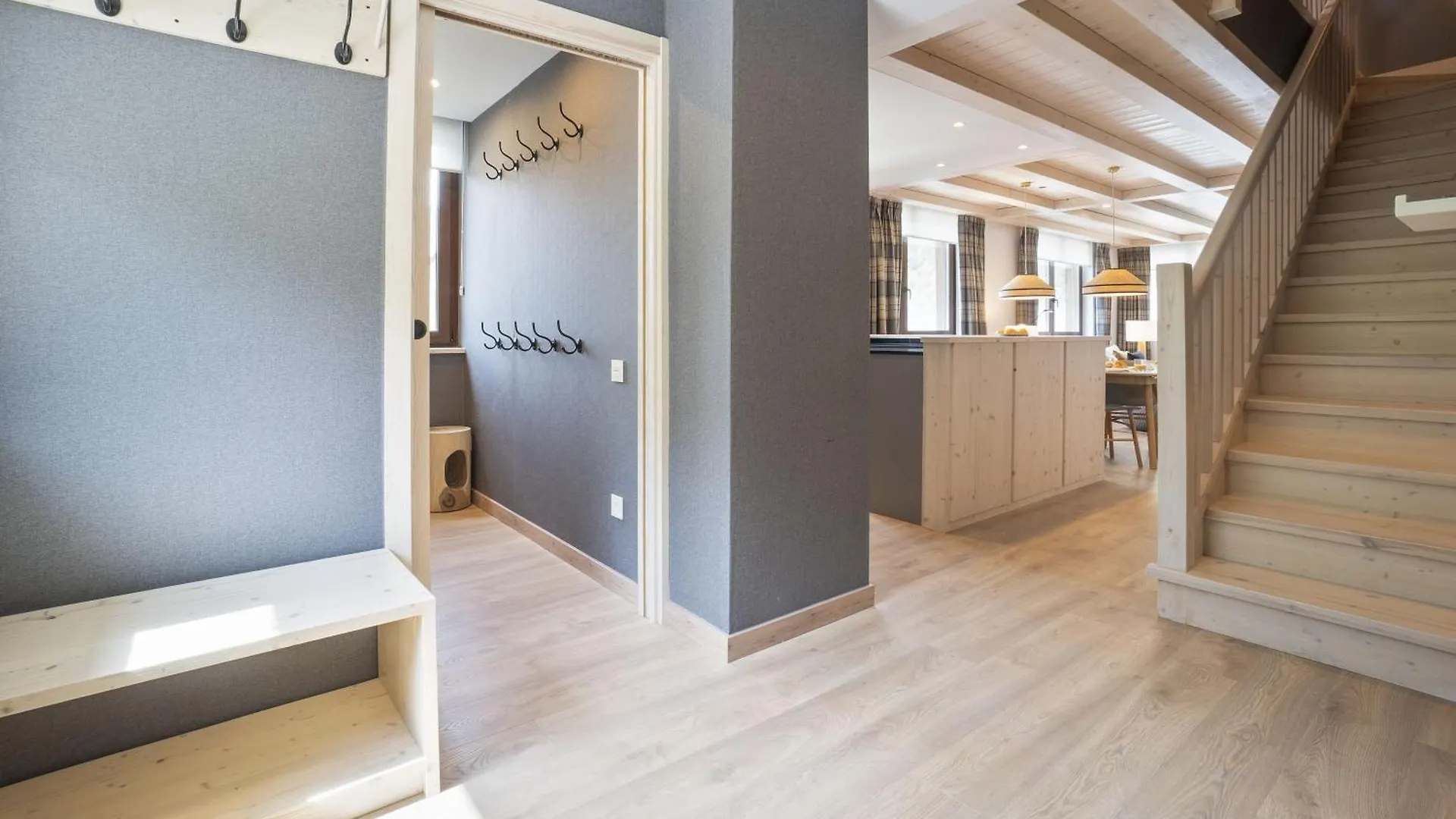 Luderna - Triplex Amitges Apartment Bagergue