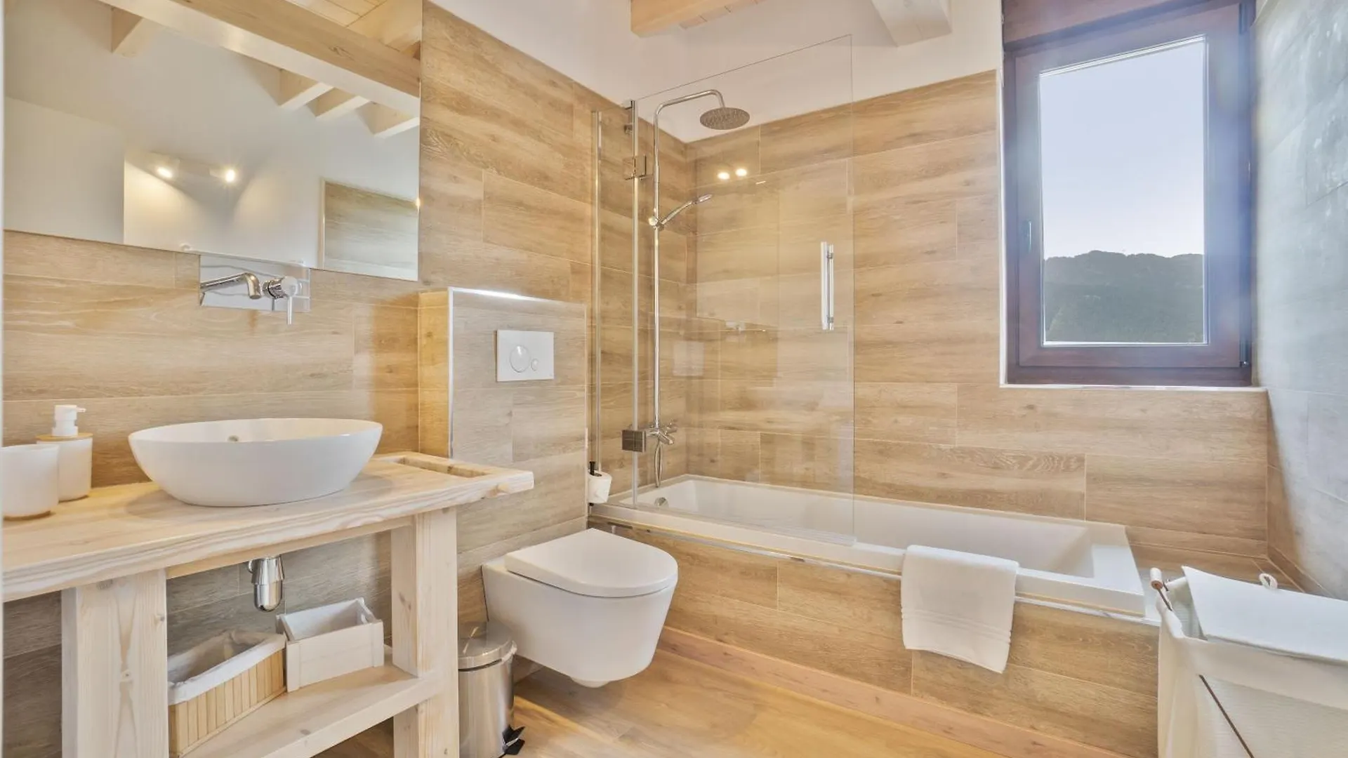 Luderna - Triplex Amitges Apartment Bagergue 0*,  Spain
