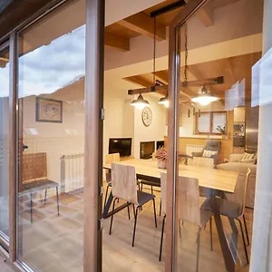 Casa Es De Pau Chalet